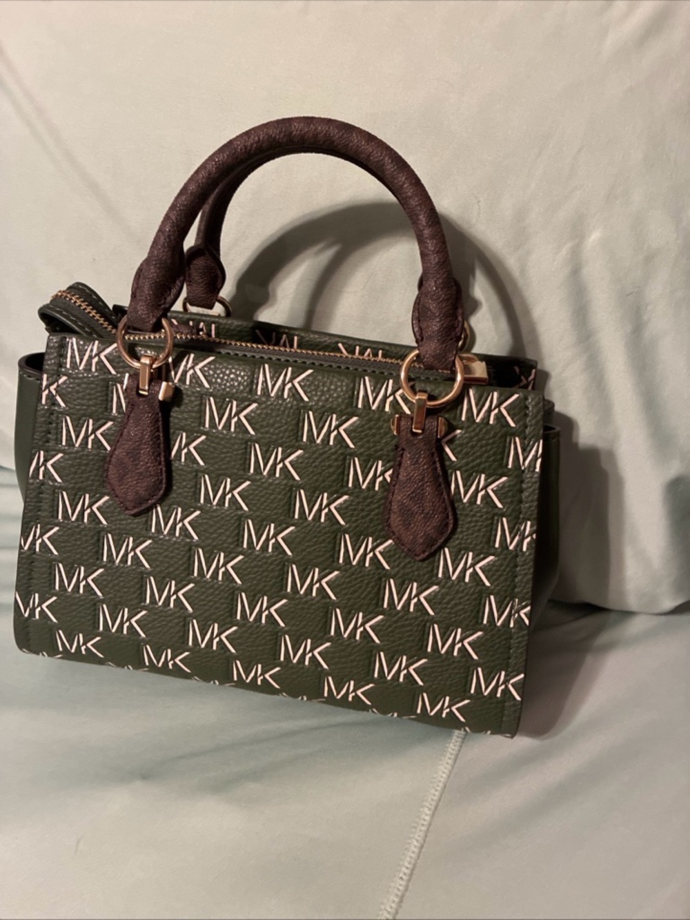 Michael kors ladies Marilyn Amazon green small crossbody purse - Picture 6 of 9